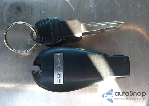 2010 Dodge Ram 1500 St из США, поврежденный, VIN 1D7RV1GT3AS239875